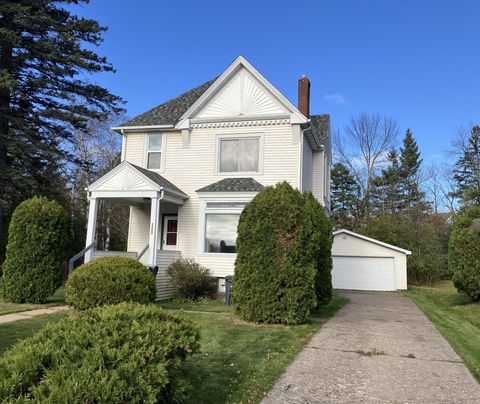 Photo of 5003 London Rd, Duluth, MN 55804 (MLS # 6122891)