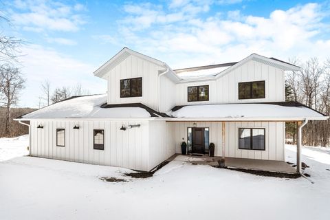 Tiny photo for 3464 W Tischer Rd, Duluth, MN 55803 (MLS # 6123744)