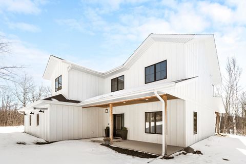 Tiny photo for 3464 W Tischer Rd, Duluth, MN 55803 (MLS # 6123744)