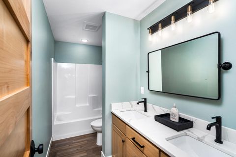 Tiny photo for 3464 W Tischer Rd, Duluth, MN 55803 (MLS # 6123744)