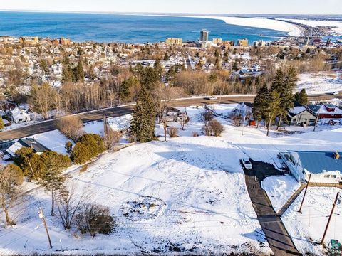 Photo of XXX E 13th St, Duluth, MN 55811 (MLS # 6124206)