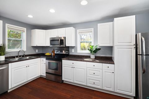 Tiny photo for 711 N 44th Ave E Ave, Duluth, MN 55804 (MLS # 6125834)