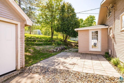 Tiny photo for 512 Rose St, Duluth, MN 55803 (MLS # 6125799)