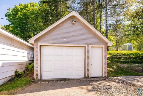Tiny photo for 512 Rose St, Duluth, MN 55803 (MLS # 6125799)