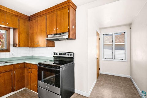 Tiny photo for 512 Rose St, Duluth, MN 55803 (MLS # 6125799)