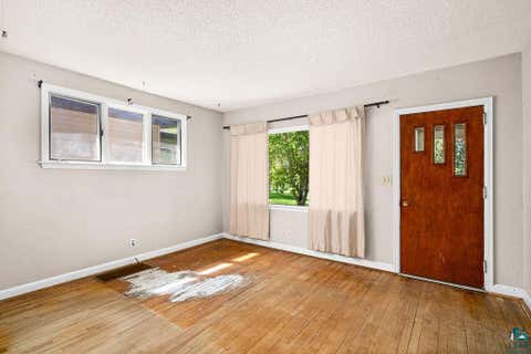 Tiny photo for 512 Rose St, Duluth, MN 55803 (MLS # 6125799)