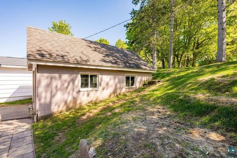 Tiny photo for 512 Rose St, Duluth, MN 55803 (MLS # 6125799)