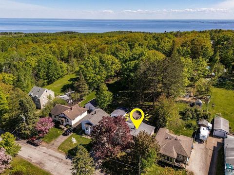 Tiny photo for 512 Rose St, Duluth, MN 55803 (MLS # 6125799)