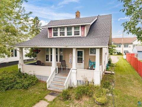 Photo of 427 12th Ave, Two Harbors, MN 55616 (MLS # 6124434)