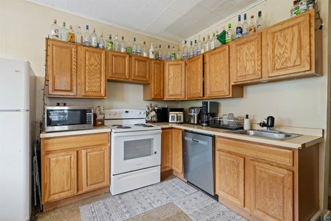 Tiny photo for 203 S 18th Ave E AVE, Duluth, MN 55812 (MLS # 6128189)