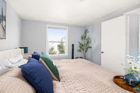 Tiny photo for 621 3rd Ave, Two Harbors, MN 55616 (MLS # 6127177)