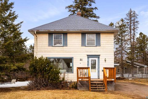 Photo of 21 Don Avon St, Duluth, MN 55803 (MLS # 6124376)