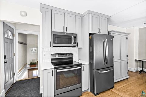 Tiny photo for 308 Maryland St, Duluth, MN 55803 (MLS # 6124931)