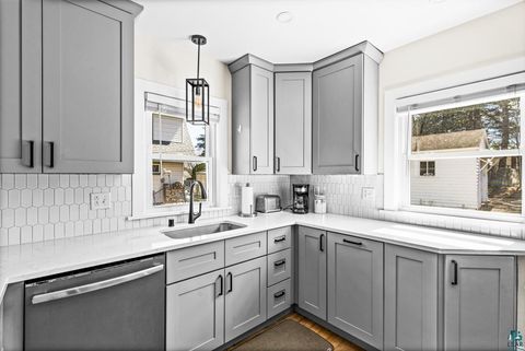 Tiny photo for 308 Maryland St, Duluth, MN 55803 (MLS # 6124931)