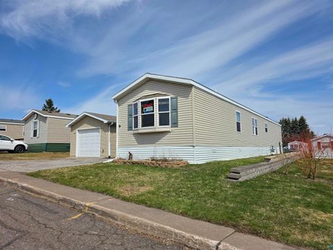 Photo of 9 Holly Ln, Duluth, MN 55720 (MLS # 6125094)