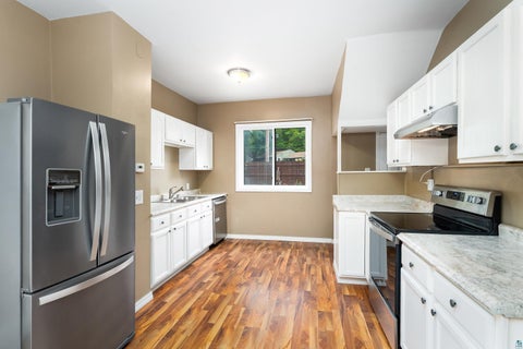 Tiny photo for 309 Maryland St, Duluth, MN 55803 (MLS # 6127888)