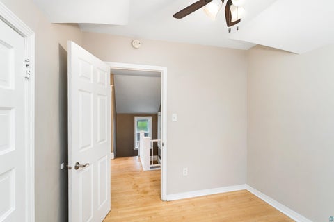 Tiny photo for 309 Maryland St, Duluth, MN 55803 (MLS # 6127888)