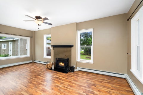 Tiny photo for 309 Maryland St, Duluth, MN 55803 (MLS # 6127888)