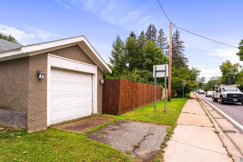 Tiny photo for 309 Maryland St, Duluth, MN 55803 (MLS # 6127888)