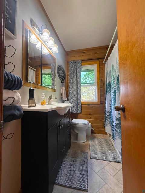 Tiny photo for 8 13th St NW St, Chisholm, MN 55719 (MLS # 6126907)