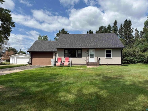 Tiny photo for 8 13th St NW St, Chisholm, MN 55719 (MLS # 6126907)