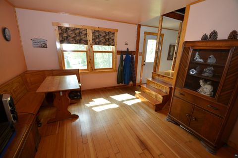 Tiny photo for 4011 W 9th St, Duluth, MN 55807 (MLS # 6126077)