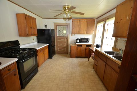 Tiny photo for 4011 W 9th St, Duluth, MN 55807 (MLS # 6126077)