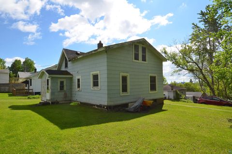 Tiny photo for 4011 W 9th St, Duluth, MN 55807 (MLS # 6126077)