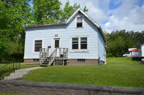 Tiny photo for 4011 W 9th St, Duluth, MN 55807 (MLS # 6126077)