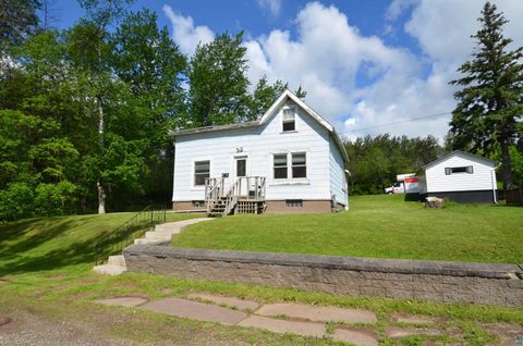 Tiny photo for 4011 W 9th St, Duluth, MN 55807 (MLS # 6126077)