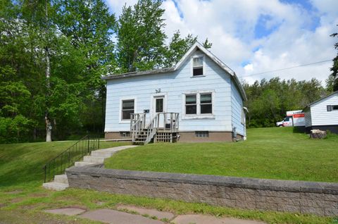 Tiny photo for 4011 W 9th St, Duluth, MN 55807 (MLS # 6126077)