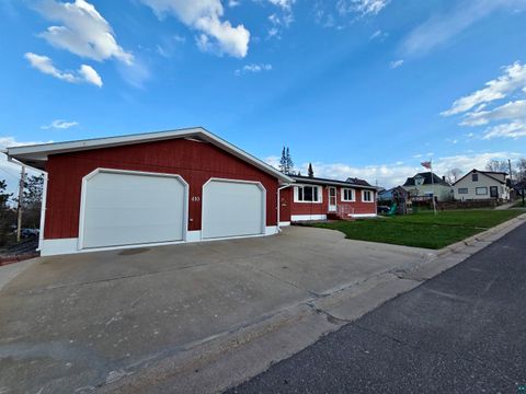 Photo of 410 N Summit St, Gilbert, MN 55741 (MLS # 6125112)