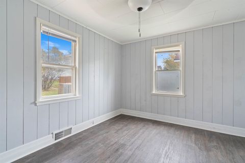 Tiny photo for 4710 McCulloch St, Duluth, MN 55804 (MLS # 6122743)