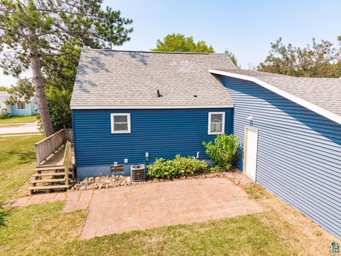 Tiny photo for 422 N 76th Ave W AVE, Duluth, MN 55807 (MLS # 6127020)