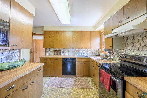Tiny photo for 716 5th St S ST, Virginia, MN 55792 (MLS # 6127563)