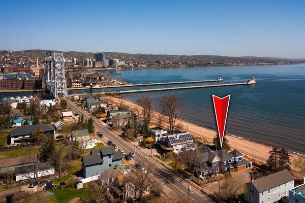 840 S LAKE AVE, DULUTH, MN 55802 - Image 4f66986ccdaee18a730d02f705f01e96/864638154