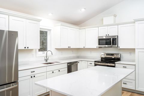 Tiny photo for 1802 Rice Lake Rd, Duluth, MN 55811 (MLS # 6123287)