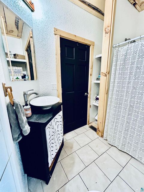 Tiny photo for 507 N 56th Ave W, Duluth, MN 55807 (MLS # 6126873)