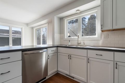 Tiny photo for 2233 Woodland Ave, Duluth, MN 55803 (MLS # 6123704)