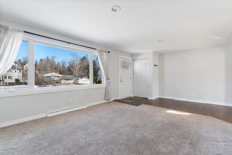 Tiny photo for 2233 Woodland Ave, Duluth, MN 55803 (MLS # 6123704)