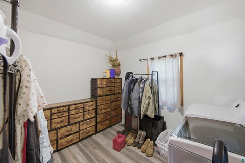 Tiny photo for 725 W 2nd St, Duluth, MN 55806 (MLS # 6128160)