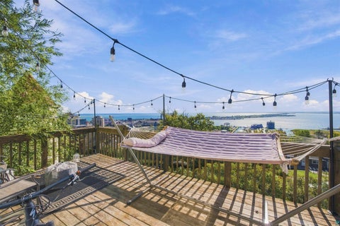 Tiny photo for 725 W 2nd St, Duluth, MN 55806 (MLS # 6128160)