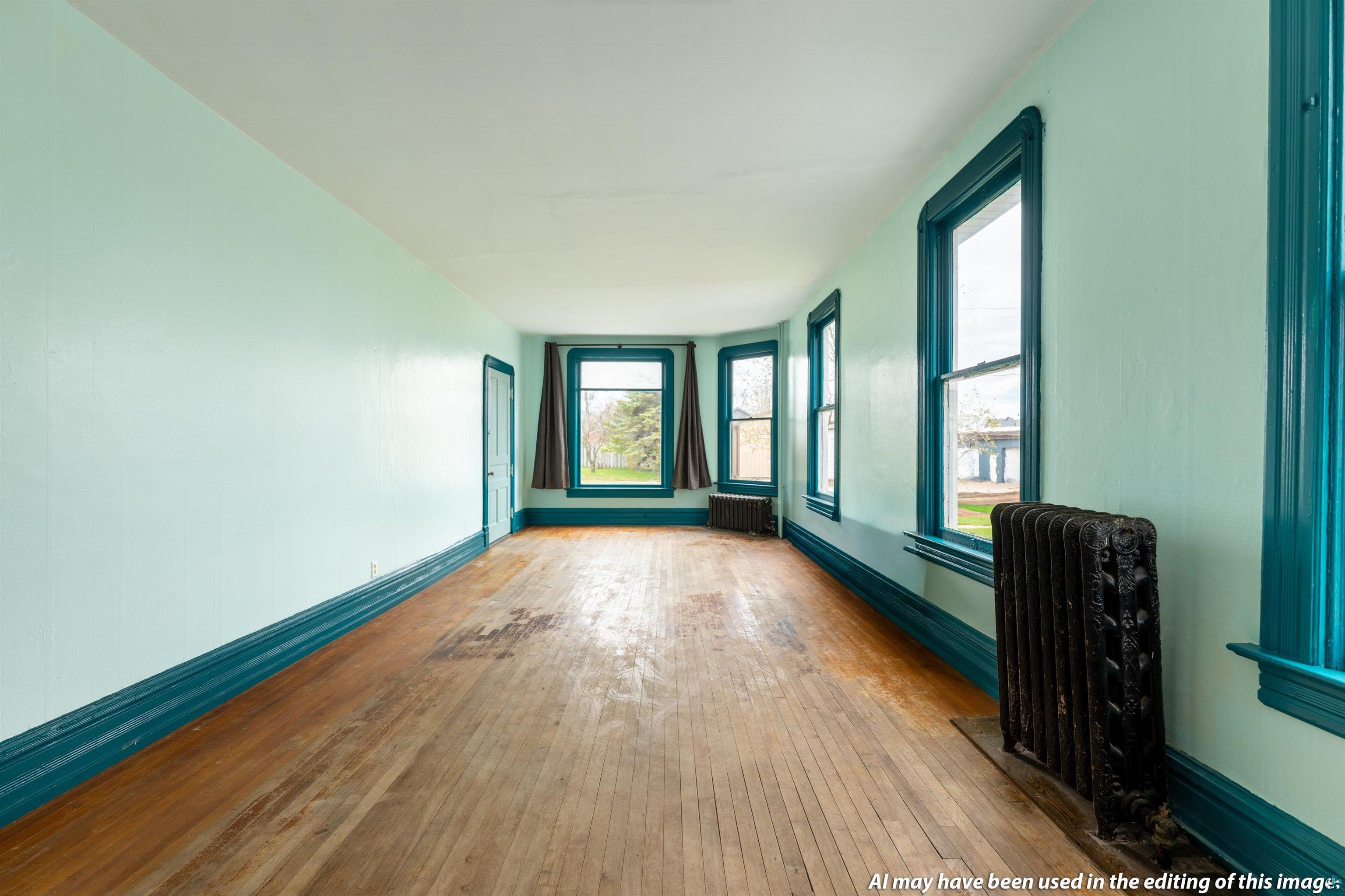 216 Prentice Ave