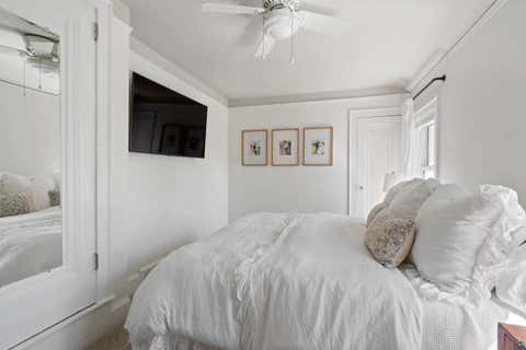 Tiny photo for 3 E College St, Duluth, MN 55812 (MLS # 6126273)