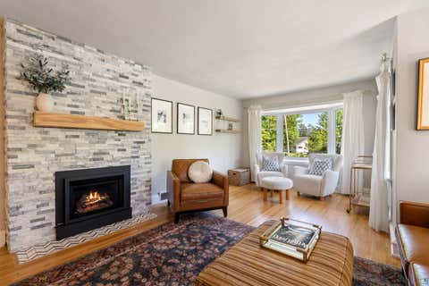 Tiny photo for 3 E College St, Duluth, MN 55812 (MLS # 6126273)