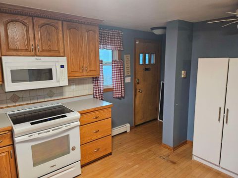 Tiny photo for 1403 E 8th St, Duluth, MN 55805 (MLS # 6122896)