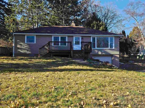Photo of 1403 E 8th St, Duluth, MN 55805 (MLS # 6122896)