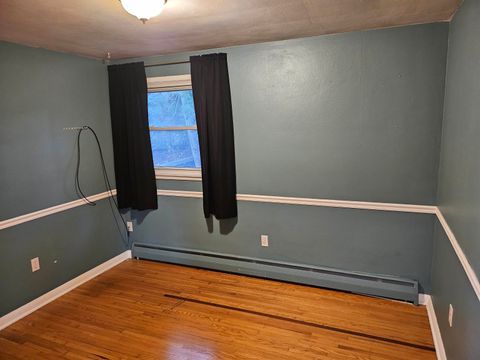 Tiny photo for 1403 E 8th St, Duluth, MN 55805 (MLS # 6122896)
