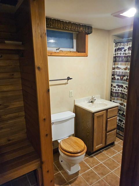 Tiny photo for 1403 E 8th St, Duluth, MN 55805 (MLS # 6122896)