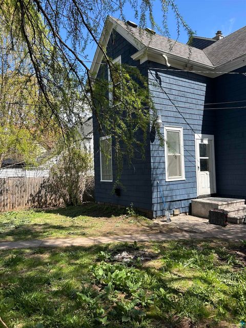 Tiny photo for 5611 London Rd, Duluth, MN 55804 (MLS # 6125606)